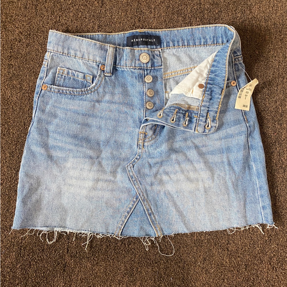 woman’s denim skirt